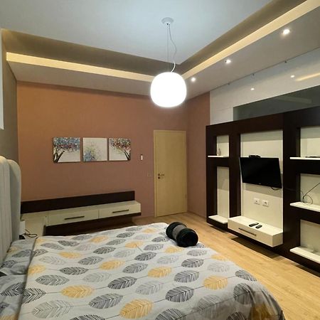 Lux Apartment Tiranë Ngoại thất bức ảnh