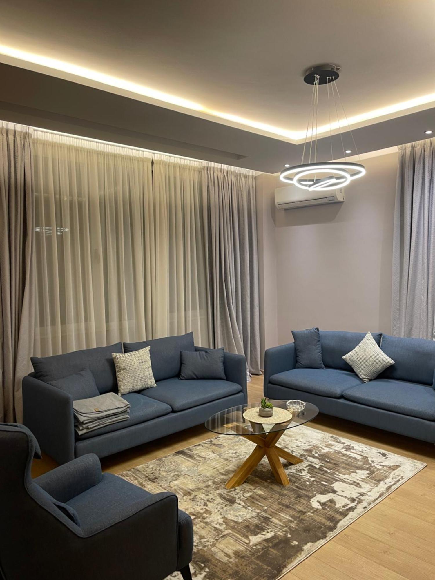 Lux Apartment Tiranë Ngoại thất bức ảnh