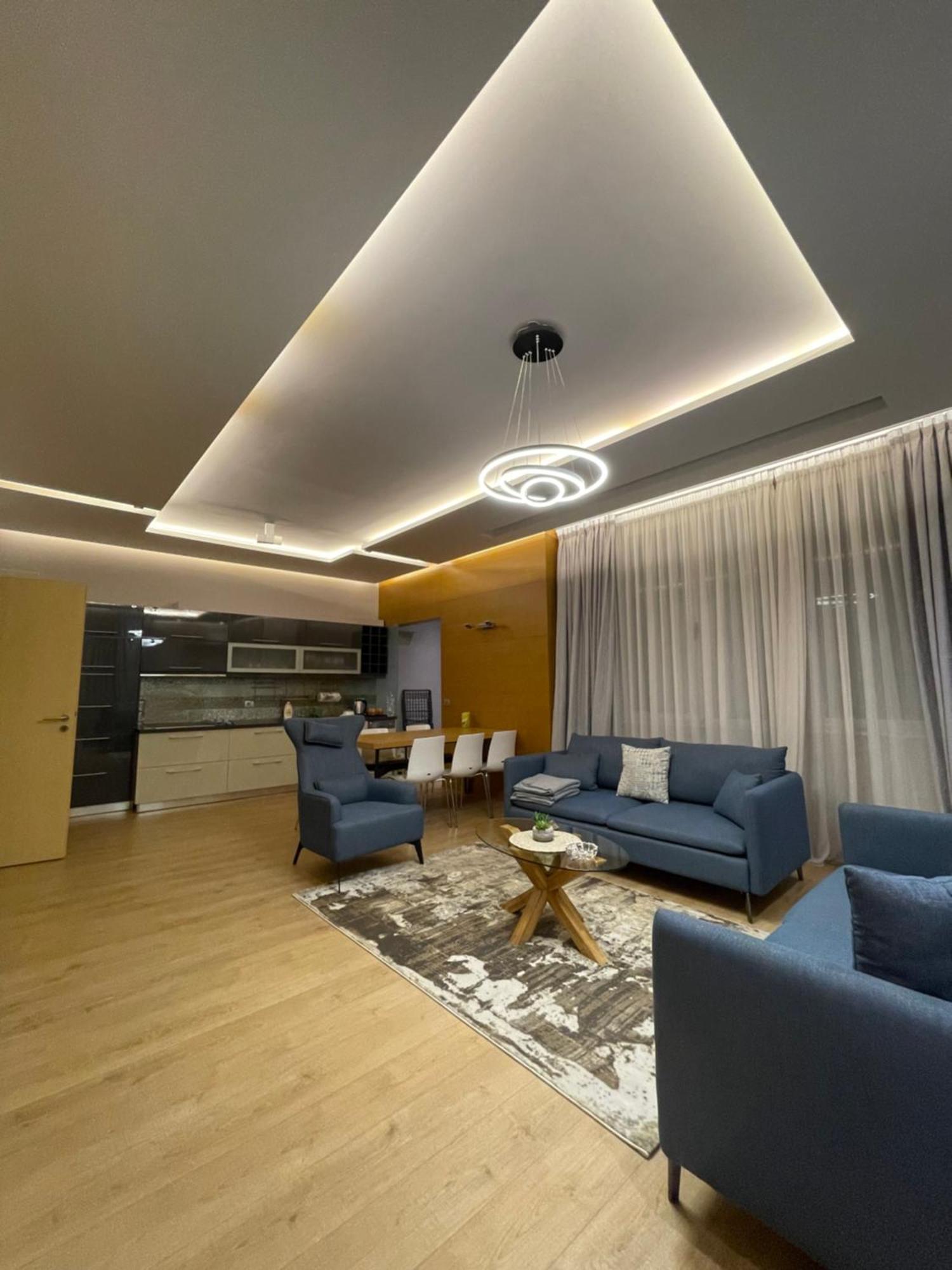 Lux Apartment Tiranë Ngoại thất bức ảnh