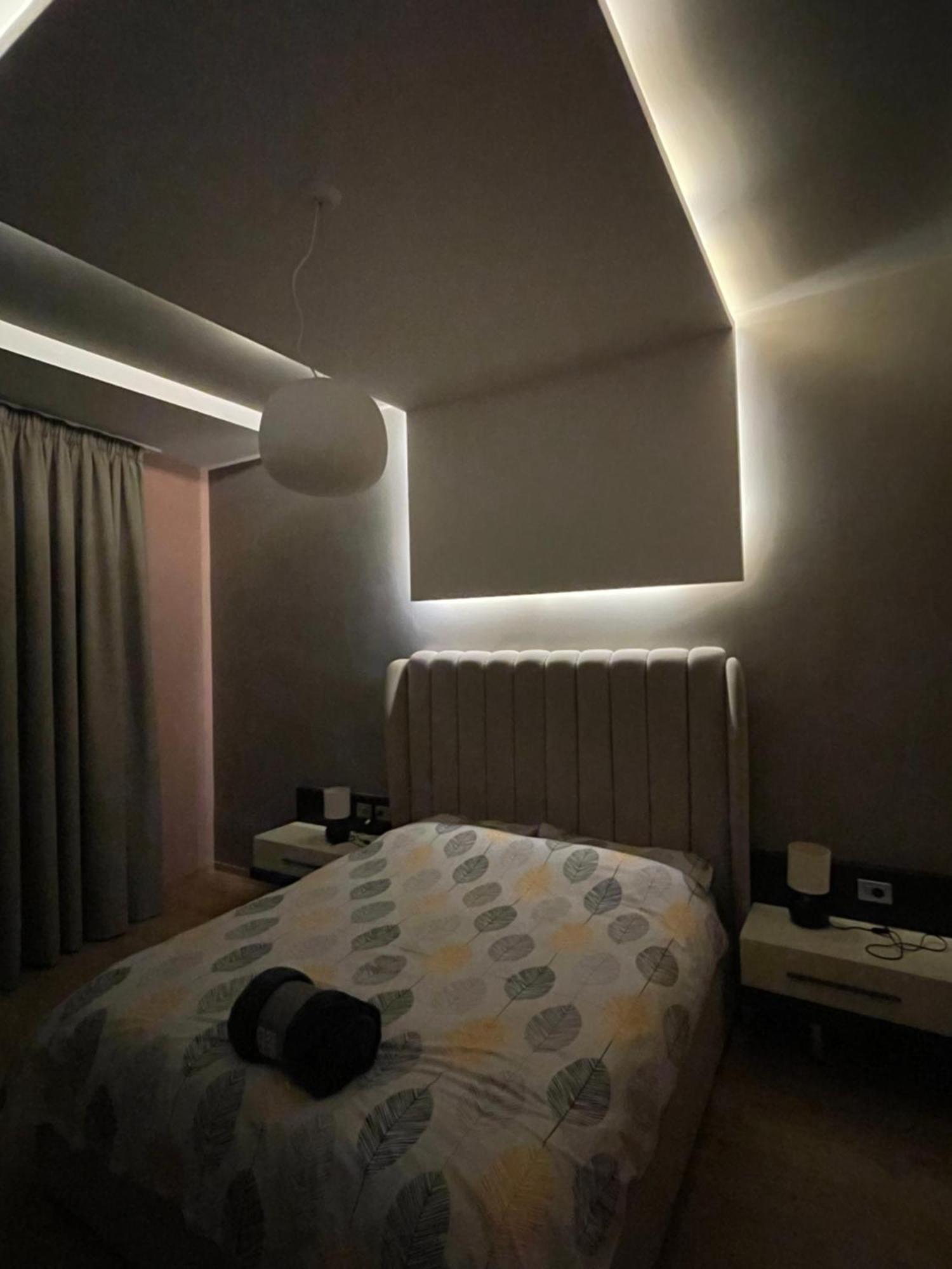 Lux Apartment Tiranë Ngoại thất bức ảnh