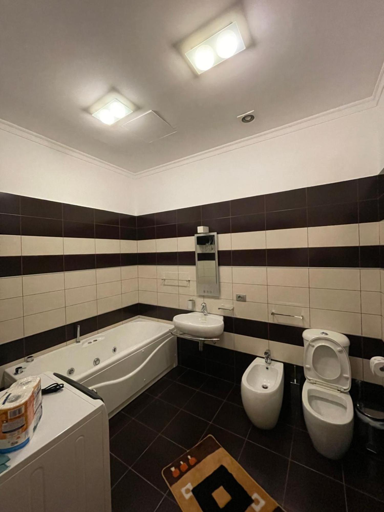 Lux Apartment Tiranë Ngoại thất bức ảnh